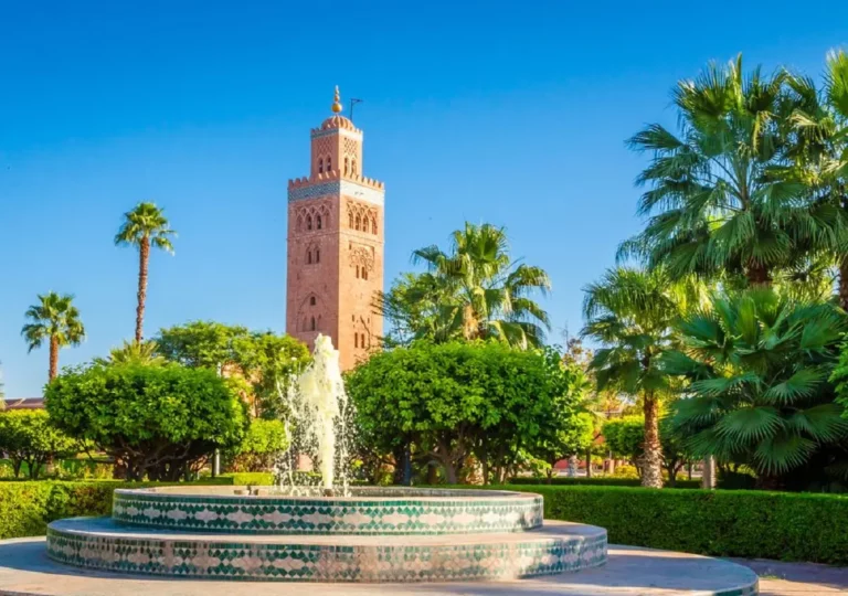 Discover Morocco's imperial cities on a fascinating 6-day journey. Immerse yourself in rich history and cultural treasures in Marrakech, Casablanca, Rabat, Meknes, Fes and Chefchaouen. Delve into the heart of Morocco's fascinating past and explore iconic landmarks, ancient ruins and vibrant medinas. Explore Morocco's Imperial Cities in 6 days This immersive itinerary promises an unforgettable experience, combining historical wonders with the enchanting charm of each city. Join us on this extraordinary adventure through Morocco's imperial cities. Every step you take will reveal a new chapter in the country's storied heritage.