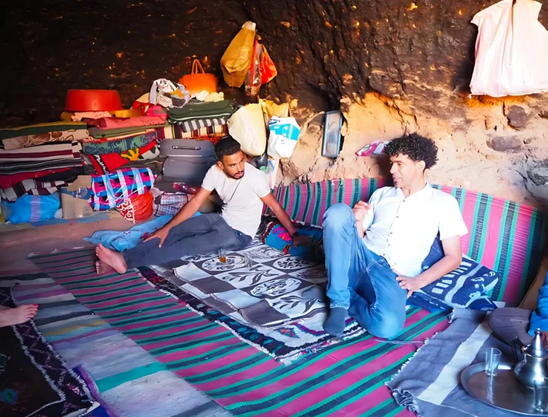 For an exceptional and peaceful encounter, choose an authentic Moroccan experience. Mythic Morocco Tours