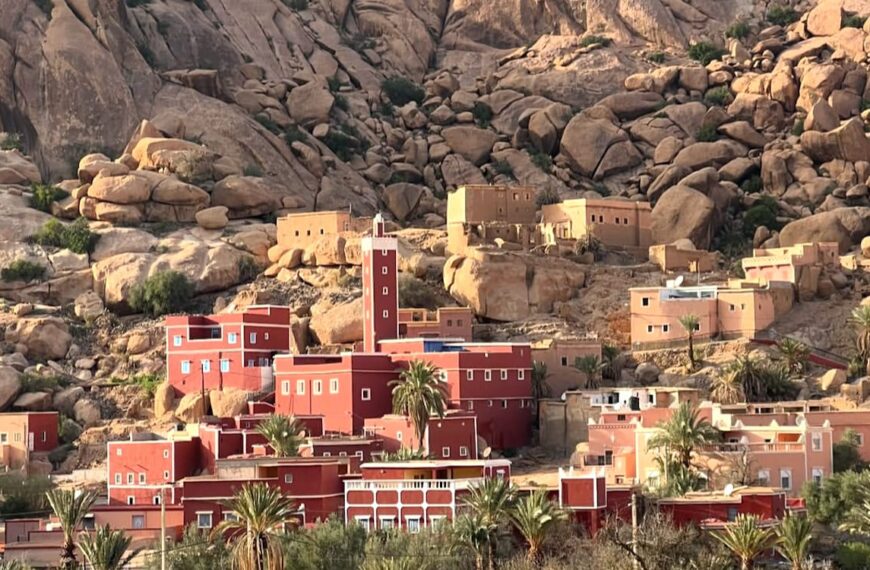 5-Day Adventure from Agadir to Agadir Through Tafraout