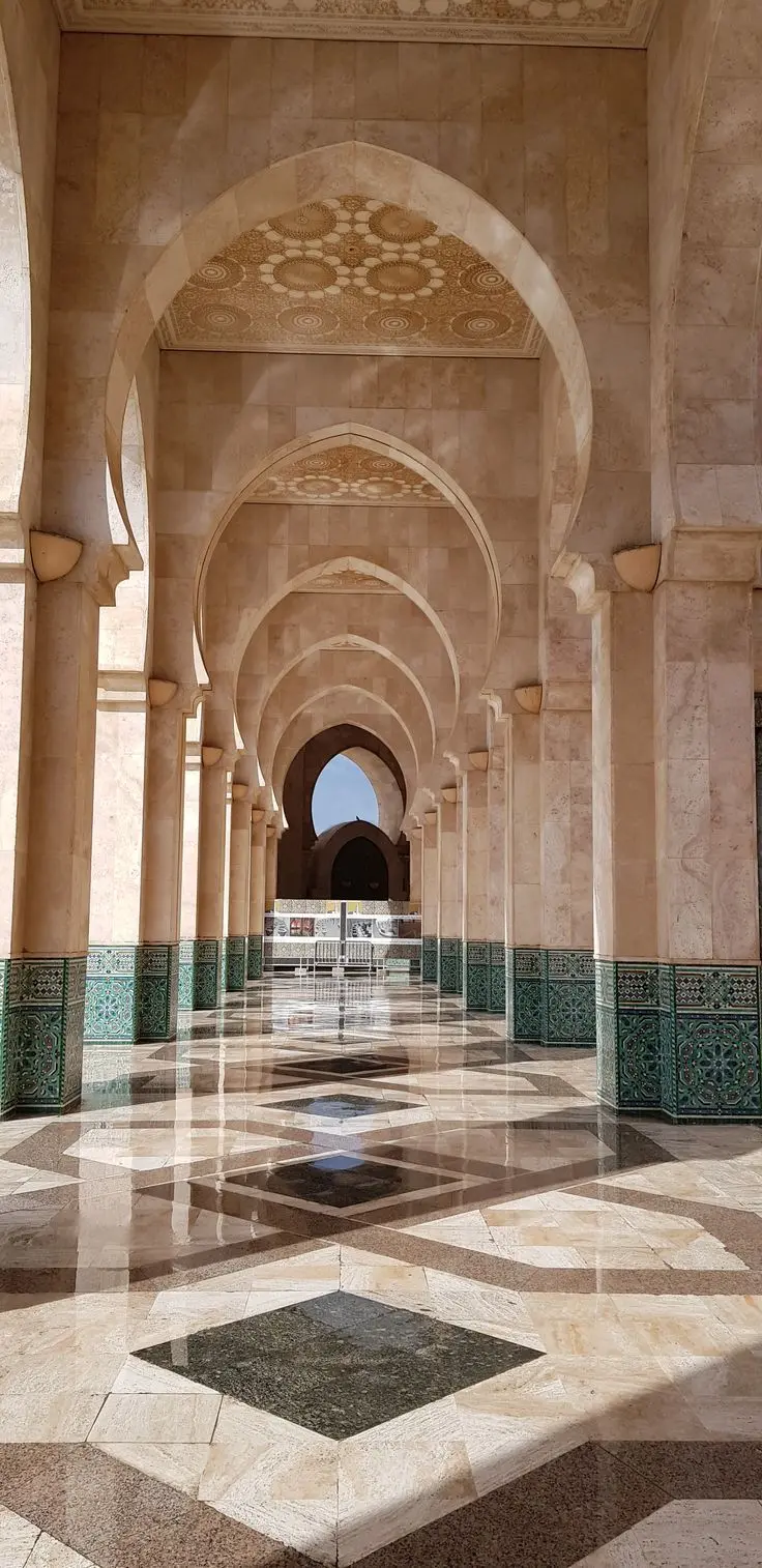 Casablanca Atlantic coast architecture and Morocco gateway